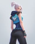  1girl ass blue_eyes bodysuit_under_clothes cowboy_shot crop_top fingerless_gloves forehead from_behind gloves grey_background highres hood hood_down jett_(valorant) lips looking_at_viewer looking_back pants short_hair short_ponytail sleeveless solo tight tight_pants umigraphics valorant white_hair 