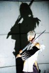  calintz cosplay magna_carta photo robes silver_hair sword wings yukiya 