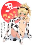  1girl animal_ears animal_print bangs bell bell_collar bikini blonde_hair blush braid breasts chinese_zodiac collar commentary_request cow_ears cow_horns cow_print cow_tail elbow_gloves embarrassed fake_animal_ears fake_horns fake_tail fate/apocrypha fate_(series) flying_sweatdrops gloves green_eyes highres horns mordred_(fate) mordred_(fate)_(all) namonashi nose_blush parted_bangs ponytail short_hair side-tie_bikini sidelocks sitting small_breasts solo spiky_hair swimsuit tail thigh-highs translation_request white_background year_of_the_ox 