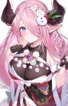  1girl bangs black_gloves blue_eyes blush braid breasts christmas draph fur_trim gloves granblue_fantasy hair_ornament hair_over_one_eye highres horns large_breasts long_hair looking_at_viewer narmaya_(granblue_fantasy) pink_hair pointy_ears simple_background single_braid smile snowman_hair_ornament solo very_long_hair white_background yuuko_(030_yuko) 