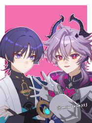  2boys absurdres anemo_symbol_(genshin_impact) black_bodysuit black_collar black_horns black_sleeves blue_cape blue_gemstone blue_kimono blue_pupils blue_sleeves blunt_ends bodysuit border bright_pupils cape chest_jewel cleavage_cutout closed_mouth clothing_cutout collar covered_collarbone crossed_arms crossed_bangs diamond-shaped_pupils diamond_(shape) dragon_boy dragon_horns eyeliner eyeshadow facial_mark fang forehead_mark gem genshin_impact gloves gold hair_between_eyes hand_on_own_arm hand_up heart-shaped_gem highres horns japanese_clothes juban kimono layered_sleeves long_sleeves looking_at_another makeup mandarin_collar miaoyeza233 mini_durin_(genshin_impact) mini_durin_(human)_(genshin_impact) multicolored_horns multiple_boys open_clothes open_hand open_kimono open_mouth orange_eyes outline pink_background pink_gemstone pink_hair pom_pom_(clothes) purple_hair purple_horns red_eyeliner red_eyeshadow scaramouche_(genshin_impact) short_sleeves symbol-shaped_pupils tsurime twitter_username two-tone_horns violet_eyes vision_(genshin_impact) wanderer_(genshin_impact) white_border white_collar white_gloves white_kimono white_outline white_pupils white_sleeves wispy_bangs 