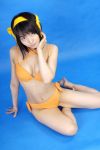  cosplay hair_ribbons matsunaga_ayaka photo side-tie_bikini suzumiya_haruhi suzumiya_haruhi_no_yuuutsu 