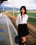  cosplay knee_socks photo school_uniform sugimoto_yumi train_station 