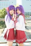  cosplay hair_bow hair_bows hair_ribbons hiiragi_kagami hiiragi_tsukasa kanazaki_shino lucky_star photo purple_hair rindou_sana sailor_uniform school_uniform twintails 