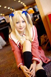  blonde_hair cosplay hair_ribbons hirano_mai_(model) knee_socks photo sailor_uniform school_uniform tagme_character tagme_series twintails 