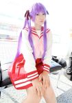  cosplay hair_ribbons hiiragi_kagami lucky_star naito photo purple_hair sailor_uniform school_uniform twintails 