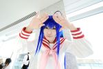  ahoge blue_hair cosplay izumi_konata kochou_ran lucky_star photo sailor_uniform school_uniform 