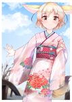  1girl alternate_costume animal_ears blonde_hair blush clouds commentary_request cowboy_shot extra_ears eyebrows_visible_through_hair fennec_(kemono_friends) floral_print fox_ears fox_girl fox_tail from_behind highres japanese_clothes kemono_friends kimono kinou_no_shika looking_at_viewer multicolored_hair pink_kimono short_hair sky smile solo tail white_hair yellow_eyes 