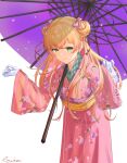  1girl absurdres bangs blonde_hair closed_mouth double_bun fang fang_out feet_out_of_frame gloves green_eyes hair_between_eyes hair_ornament highres hololive japanese_clothes kimono lace_trim leaning_forward long_hair looking_at_viewer momosuzu_nene obi oil-paper_umbrella patchouli_knowledge purple_umbrella reulem sash skin_fang smile snowing solo umbrella virtual_youtuber white_gloves wide_sleeves 