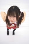  blazer cosplay knee_socks photo sakura_yayoi school_rumble school_uniform skirt tsukamoto_tenma twin_ahoge twintails 