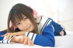  bed cosplay fruits_basket hair_ribbons honda_tohru photo sailor_uniform sakura_yayoi school_uniform thigh-highs twintails zettai_ryouiki 