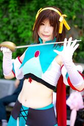  armband cape cosplay hair_ribbons halter_top midriff ousawa_karin photo suzumiya_haruhi suzumiya_haruhi_no_tomadoi suzumiya_haruhi_no_yuuutsu sword 