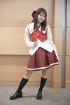   cosplay ena hair_bow knee_socks sailor_uniform school_uniform tagme_character tagme_series  