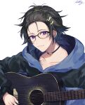  1boy acoustic_guitar alternate_hairstyle bespectacled bishounen black_hair closed_mouth forehead glasses guitar hair_ornament hairclip highres holding holding_instrument holostars hood hood_down instrument jacket kanade_izuru light_smile lightning_bolt lightning_bolt_hair_ornament looking_at_viewer male_focus music official_alternate_costume riri_zuran signature simple_background solo violet_eyes white_background 