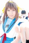 armband cosplay hair_ribbons kamijou_yuzuru sailor_uniform school_uniform suzumiya_haruhi suzumiya_haruhi_no_yuuutsu 