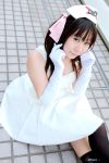  cosplay elbow_gloves hair_bows kirekawa_saku_(model) nurse nurse_uniform photo pure_trance ruriko_nasu thigh-highs twintails 