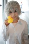  cosplay death_note dress_shirt haruta_mochiko near rubber_duck short_hair silver_hair 