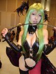  cosplay green_hair itsuya leather morrigan_aensland one_piece one_thighhigh pantyhose riding_crop s&amp;m utatane_hiroyuki_version vampire_(game) 