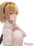  1girl artist_name bag bangs black_hairband blonde_hair breasts carrying_over_shoulder closed_mouth commentary dress_shirt from_side frown hairband highres higurashi_no_naku_koro_ni houjou_satoko large_breasts looking_at_viewer looking_to_the_side neckwear pink_neckwear ramachiru red_eyes school_bag school_uniform shirt short_hair short_sleeves sideways_glance simple_background solo upper_body white_background white_shirt 