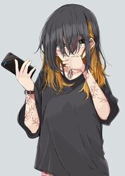  1girl biting black_hair black_shirt blonde_hair cellphone hair_over_eyes highres medium_hair multicolored_hair mushokurori nail_biting original phone plaid plaid_skirt shirt short_sleeves skirt smartphone studded_bracelet tattoo two-tone_hair yellow_eyes 