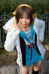  cardigan coat cosplay hair_ribbons hairband kipi-san photo sailor_uniform school_uniform suzumiya_haruhi suzumiya_haruhi_no_yuuutsu thigh-highs 
