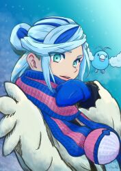  1boy aqua_eyes bird blue_hair blue_mittens blue_scarf blue_sky commentary_request eyelashes grusha_(pokemon) highres male_focus mittens multicolored_hair nemimin outdoors pink_scarf pokemon pokemon_(creature) pokemon_scarlet_and_violet scarf sky smile standing swablu trap two-tone_hair upper_body 