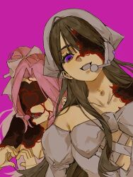  2girls alien_stage bandana black_hair bow chest_bow curtained_hair dress grey_bandana grey_dress hair_bow heart heart_hands highres lian_yan_pi_buluo_shouling microphone mizi_(alien_stage) mizi_(zombie_stage) multiple_girls pink_background pink_hair smile sua_(alien_stage) sua_(zombie_stage) violet_eyes zombie_stage 