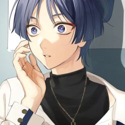  1boy beret bishounen black_hair black_shirt blunt_ends bright_pupils casual chain chain_necklace contemporary eyeliner genshin_impact gold_chain gold_trim grey_hat hand_up hat jewelry layered_shirt looking_to_the_side makeup male_focus mugi_oyasumi necklace official_alternate_costume open_hand parted_lips partially_unbuttoned portrait red_eyeliner scaramouche_(genshin_impact) shadow shirt shoulder_peek solo surprised tsurime turtleneck turtleneck_shirt violet_eyes wanderer_(genshin_impact) wanderer_(impression)_(genshin_impact) white_mouth white_pupils white_shirt white_sleeves wide-eyed wispy_bangs 