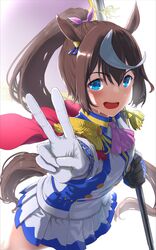  1girl :d animal_ears ascot bangs black_gloves blue_eyes blue_jacket blue_skirt blush brown_hair buttons cape chourui_keiko commentary_request cowboy_shot double-breasted ear_piercing ear_ribbon epaulettes eyebrows_visible_through_hair flag gloves hair_between_eyes hair_flaps high_ponytail highres holding holding_flag horse_ears horse_girl horse_tail jacket long_hair long_sleeves looking_at_viewer miniskirt mismatched_gloves multicolored_hair open_mouth piercing pink_neckwear pleated_skirt ponytail red_cape ribbon sidelocks simple_background single_epaulette skirt smile solo standing streaked_hair tail tokai_teio_(umamusume) two-tone_hair two-tone_jacket two-tone_skirt umamusume upper_teeth v white_background white_gloves white_hair white_jacket white_skirt 