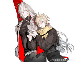  2boys absurdres bag blonde_hair camera chinese_commentary chocobo cloud_strife commentary_request earphones final_fantasy final_fantasy_vii glass grey_hair hair_intakes highres holding holding_camera jewelry long_sleeves looking_at_viewer male_focus multiple_boys ring scarf sephiroth shared_earphones spiky_hair toki_(enenenenenen) upper_body watermark weibo_watermark yellow_scarf 