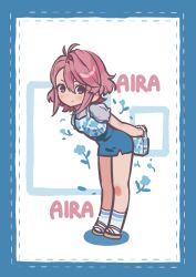  1girl ahoge arms_behind_back bag blue_border blue_shirt blue_skirt blush border breasts character_name dandadan full_body grey_sandals grey_shirt hair_between_eyes highres holding holding_bag jeon10457441 leaning_forward light_frown medium_breasts parted_bangs pink_eyes pink_hair print_shirt puffy_short_sleeves puffy_sleeves sandals shiratori_aira_(dandadan) shirt shirt_under_shirt short_sleeves side_slit skirt socks solo striped_clothes striped_socks white_background 