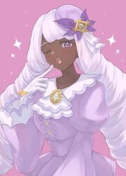  1girl ;d absurdres collarbone dark-skinned_female dark_skin dress eyelashes gloves hand_up happy highres jacinthe_(pokemon) long_hair long_sleeves mixed-language_commentary one_eye_closed open_mouth pokemon pokemon_legends:_z-a puffy_sleeves purple_background purple_dress sangria smile solo sparkle teeth tongue upper_teeth_only violet_eyes white_gloves 