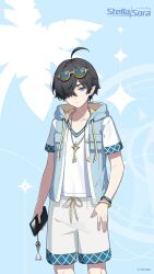 1boy ahoge black_hair blue-tinted_eyewear blue_background blue_jacket cellphone collarbone commentary english_commentary extra_pupils eyewear_on_head feet_out_of_frame gradient-tinted_eyewear green-tinted_eyewear highres holding holding_phone hood hooded_jacket jacket key male_focus male_swimwear male_tyrant_(stella_sora) official_art official_wallpaper phone shirt short_hair sleeveless sleeveless_jacket smartphone solo standing stella_sora sunglasses swim_trunks tinted_eyewear tyrant_(stella_sora) v-neck white_male_swimwear white_shirt white_swim_trunks 