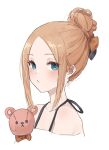  1girl abigail_williams_(fate) bangs bare_shoulders black_bow blue_eyes blush bow brown_bow closed_mouth collarbone commentary_request cropped_shoulders eyebrows_visible_through_hair fate/grand_order fate_(series) forehead hair_bow hair_bun halterneck kopaka_(karda_nui) light_brown_hair looking_at_viewer parted_bangs sidelocks simple_background solo stuffed_animal stuffed_toy teddy_bear upper_body white_background 