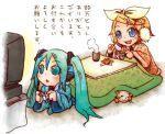  emu_(artist) emu_(toran) girls_playing_games hatsune_miku hits kagamine_rin kotatsu playing_games table translated translation_request twintails video_game vocaloid 