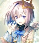  1girl amane_kanata angel angel_wings asymmetrical_bangs asymmetrical_hair bangs blue_hair blue_neckwear blurry bob_cut bokeh bow bowtie colored_inner_hair depth_of_field feathered_wings hair_over_one_eye halo hololive mini_wings multicolored_hair sailor_collar short_hair silver_hair single_hair_intake star_halo streaked_hair turtleneck vesper_(pixiv3568) violet_eyes virtual_youtuber white_wings wings 