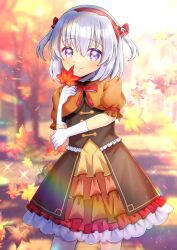  1girl autumn_leaves blurry blurry_background bow brown_dress brown_jacket closed_mouth commentary_request commission cropped_jacket day depth_of_field dress frilled_dress frills grey_hair hair_between_eyes hair_bow hairband holding holding_leash jacket kou_hiyoyo leaf leash looking_at_viewer maple_leaf original outdoors puffy_short_sleeves puffy_sleeves red_bow red_hairband short_sleeves skeb_commission smile solo standing tree two_side_up violet_eyes 