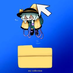  >_< 1girl black_hat blue_background bow buttons collared_shirt commentary_request cursor diamond_button disembodied_linked_eye english_text eyeball facing_viewer floral_print frilled_shirt_collar frilled_sleeves frills green_hair green_skirt hat hat_bow heripantomorrow komeiji_koishi long_sleeves mini_person minigirl print_skirt rose_print shirt skirt solo touhou wide_sleeves yellow_bow yellow_shirt 