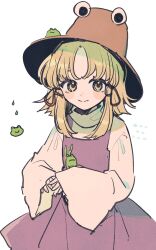  1girl animal_on_head animal_print blonde_hair brown_hat closed_mouth commentary frog frog_print hair_ribbon hat highres long_sleeves looking_at_viewer moriya_suwako mozukuzu_(manukedori) on_head purple_skirt purple_vest red_ribbon ribbon simple_background skirt smile solo touhou tress_ribbon untranslatable_commentary vest white_background wide_sleeves yellow_eyes 