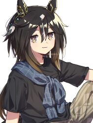  1girl animal_ears black_hair black_shirt blue_shirt blush brown_eyes brown_hair camouflage camouflage_pants casual ceceno closed_mouth clothes_across_chest ear_covers hair_between_eyes highres horse_ears horse_girl long_hair looking_at_viewer multicolored_hair pants shirt simple_background smile stay_gold_(casual)_(umamusume) stay_gold_(umamusume) streaked_hair umamusume white_background white_hair 