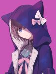  1girl :3 animal_ears animal_hood bangs blue_eyes blue_hoodie bow brown_hair eyebrows_visible_through_hair eyes_visible_through_hair fake_animal_ears hair_ornament highres hood hood_up hoodie looking_at_viewer nijisanji pink_background pink_bow smile solo suzuhara_lulu syhan upper_body virtual_youtuber white_bow x_hair_ornament 