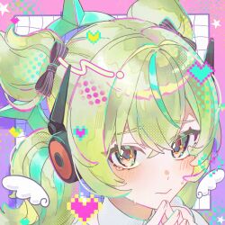  absurdres alternate_hair_color aqua_streaks aria_(human)_(zenless_zone_zero) aria_(zenless_zone_zero) arms_up black_bow blush bow closed_mouth commentary_request green_eyes green_hair green_halo hair_bow halo heart highres looking_at_viewer multicolored_hair own_hands_together portrait quad_tails run_(yukatokabe) streaked_hair sunna_(zenless_zone_zero) sweat white_wings wings zenless_zone_zero 