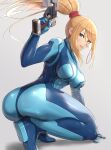  1girl absurdres arm_support ass blonde_hair blue_bodysuit bodysuit breasts commentary gonzarez green_eyes grey_background gun highres holding holding_gun holding_weapon kneeling large_breasts long_hair looking_at_viewer metroid mole mole_under_mouth parted_lips ponytail samus_aran sidelocks simple_background solo weapon 