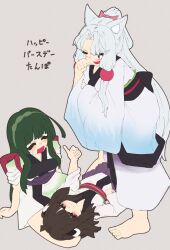  3girls absurdres animal_ear_fluff animal_ears black_sash brown_hair closed_mouth fox_ears fox_girl full_body green_hair green_hairband grey_background grey_hair hair_bobbles hair_ornament hairband headgear highres japanese_clothes kimono lap_pillow long_hair looking_at_viewer multiple_girls muneate noji_(not_jiang) obi one_eye_closed open_mouth pleated_skirt purple_skirt red_eyes red_sash sash short_hair short_kimono short_yukata siblings simple_background sisters sitting skirt smile standing thumbs_up touhoku_itako touhoku_kiritan touhoku_zunko translation_request utau very_long_hair voiceroid white_kimono yukata 