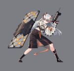  1girl 4tr33 absurdres arknights black_footwear black_skirt boots chest_strap commentary_request dragon_girl dragon_horns dragon_tail earrings feathers frown full_body grey_background hand_up high-waist_skirt highres holding holding_shield holding_weapon horns jewelry leaning_to_the_side long_hair looking_away orange_eyes parted_lips riot_shield saria_(arknights) shield shirt silver_hair simple_background skirt solo stud_earrings syringe_gun tail v-shaped_eyebrows weapon white_shirt wide_sleeves 