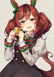  1girl :d animal_ears brown_eyes brown_hair commentary_request ear_ribbon eyebrows_visible_through_hair green_ribbon grey_background highres holding horse_ears horse_girl horse_tail long_sleeves looking_at_viewer multicolored_hair nice_nature_(umamusume) open_mouth redhead ribbon short_hair smile solo suneru tail teeth twintails two-tone_hair umamusume upper_teeth 