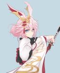  1girl absurdres alternate_eye_color animal_ears bangs blue_background blue_eyes closed_mouth fibonacci_no_usagi fox_ears hair_between_eyes hair_ornament highres holding holding_sword holding_weapon honkai_(series) honkai_impact_3rd katana looking_at_viewer pink_hair simple_background solo sword v-shaped_eyebrows weapon yae_sakura yae_sakura_(flame_sakitama) 