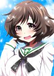  1girl ai_wa_muteki akiyama_yukari bangs black_neckwear blouse blue_sky brown_eyes brown_hair clouds cloudy_sky commentary eyebrows_visible_through_hair girls_und_panzer hand_in_hair light_particles long_sleeves looking_at_viewer messy_hair neckerchief ooarai_school_uniform open_mouth sailor_collar school_uniform serafuku short_hair sky smile solo upper_body white_blouse white_sailor_collar 