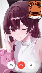  1girl absurdres armpits bare_shoulders bow breasts closed_mouth earrings fake_phone_screenshot fake_screenshot hair_bow hand_up highres jacket jewelry jururu long_hair looking_at_viewer medium_breasts multicolored_hair necklace off_shoulder one_eye_closed pink_jacket purple_hair sei_(0724sei6) selfie shirt sleeveless sleeveless_shirt smile solo streaked_hair upper_body violet_eyes virtual_youtuber waktaverse white_shirt 