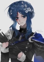  1girl armor artist_name bari_(project_moon) black_coat black_gloves blood blood_on_face blue_cape blue_eyes blue_hair cape coat commentary crescent gloves highres laurel_crown light_smile limbus_company looking_at_viewer medium_hair pauldrons project_moon shoulder_armor silver_trim simple_background single_pauldron solo untranslatable_commentary white_background yummeizzz 